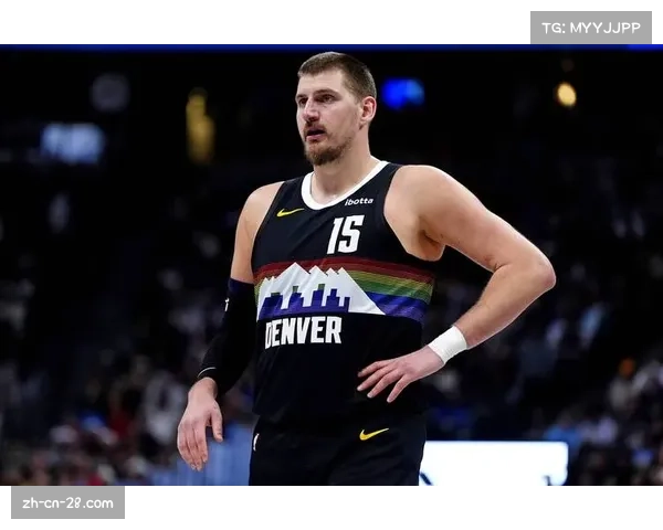 霍福德高位策应激活勇士进攻 约基奇防守扩防不及成战术漏洞